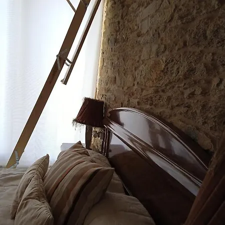 Semesterbostad Casita Piedra